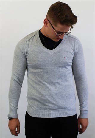 TOMMY HILFIGER V NECK JUMPER