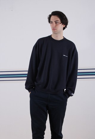 BLACK REEBOK SWEATSHIRT