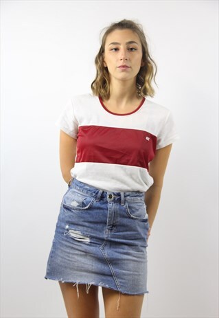 VINTAGE CUTE NIKE T-SHIRT