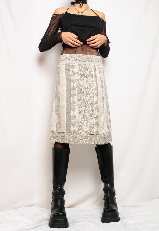 garment image