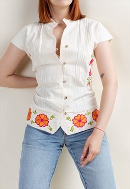 Vintage 70s Boho High Neck Sleeveless Floral Embroidery Top 