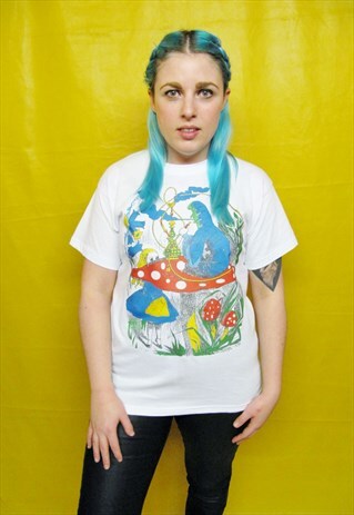 HOOKAH SMOKING CATERPILLAR WHITE TSHIRT