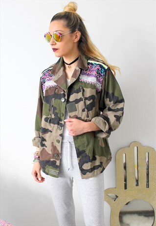 VINTAGE MILITARY JACKET