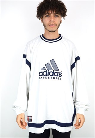 VINTAGE 90'S ADIDAS SWEATSHIRT