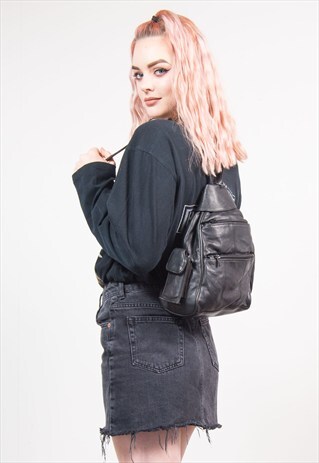 90'S VINTAGE LEATHER BLACK BACKPACK RUCKSACK