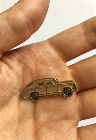 VINTAGE CAR 80S SOVIET PIN