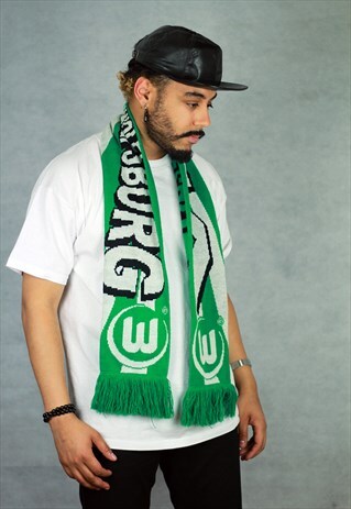 VINTAGE WOLFSBURG FOOTBALL SOCCER SCARF