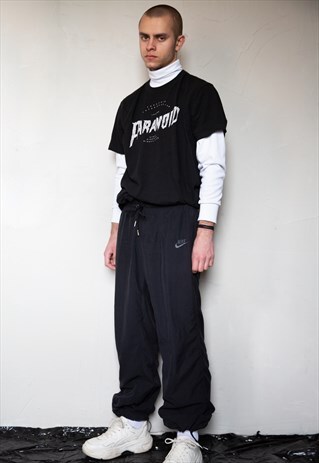 VINTAGE BLACK NIKE TRACK PANTS WITH EMBROIDERED LOGO .UNISEX