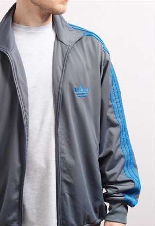 VINTAGE ADIDAS JACKET