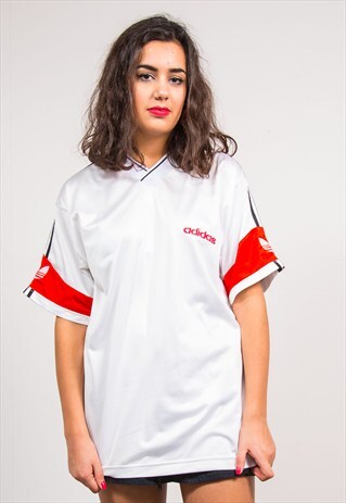 VINTAGE 90'S WHITE ADIDAS SPORTS T-SHIRT