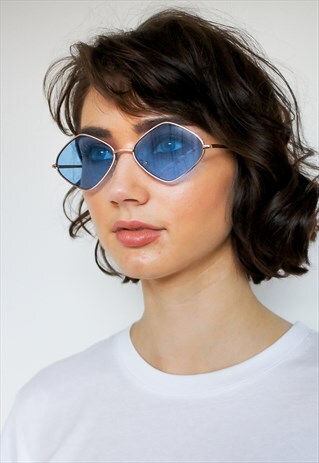 BLUE DIAMOND SHAPE SUNGLASSES