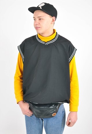 VINTAGE 80'S WINBREAKER OVERHEAD VEST IN BLACK