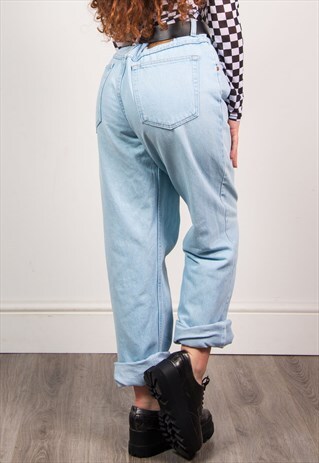 VINTAGE 90'S LIGHT BLUE DENIM HIGH WAIST MOM JEANS