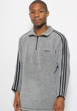 VINTAGE ADIDAS 1/4 ZIP SWEATSHIRT