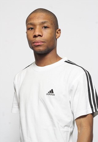 VINTAGE ADIDAS LOGO T-SHIRT CREAM