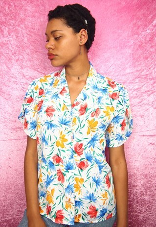WHITE BLOUSE WITH FLORAL PRINT
