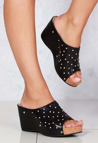 SLIP ON WITH DIAMANTES MULE IN BLACK
