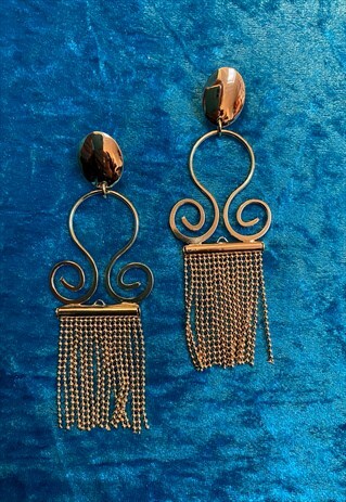 LARGE GOLD 90S STYLE EARRINGS