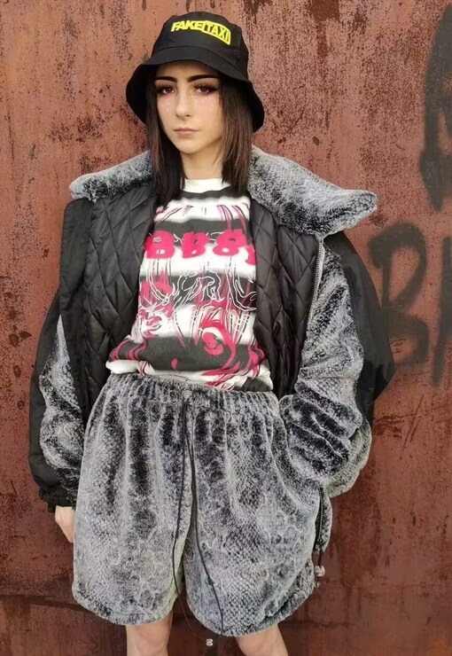 garment image