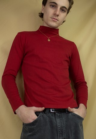 RED UNISEX TURTLE NECK
