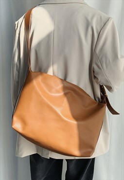 Men's soft leather crossbody bag