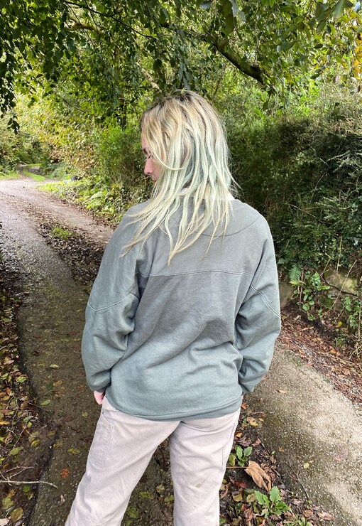 garment image