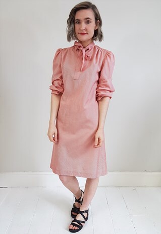VINTAGE 70'S RED AND WHITE CHECKED PUSSY BOW DRESS