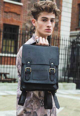 BLACK METROPOLITAN BACKPACK (MEDIUM: EXCLUSIVE EDITION)