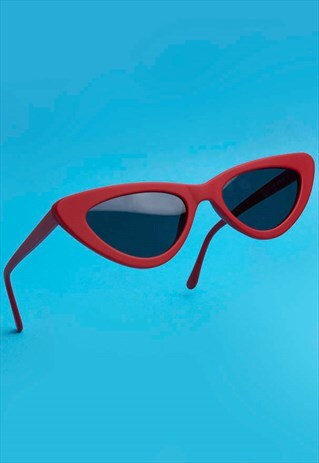 "LOLITA" SUNGLASSES IN RED