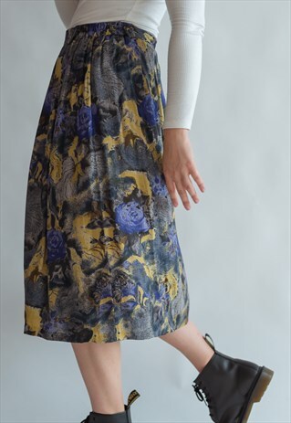 VINTAGE 80S CHIC PLEATED SKIRT IN MULTICOLOR PATTERN