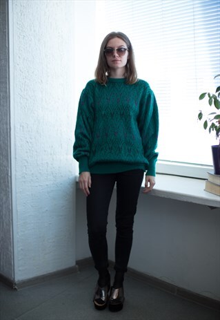 VINTAGE 80'S GREEN PATTERNED GLOSSY JUMPER