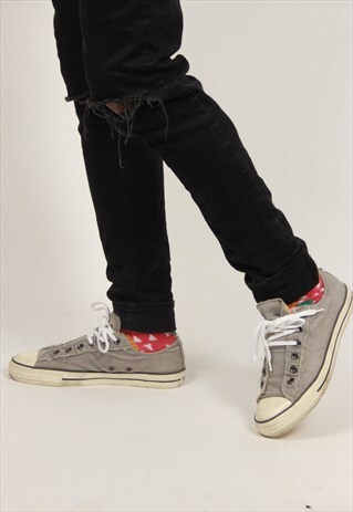 VINTAGE CONVERSE TRAINERS