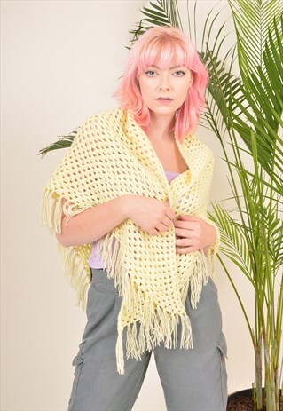 Y2K CROCHET KNIT HIPPY BOHO SUMMER PICNIC SHAWL YELLOW