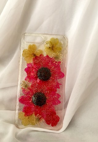 REAL FLOWER PHONE COVER FOR THE IPHONE 7/8 PLUS
