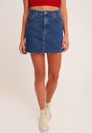 SUBDUED RAW HEM DENIM SKIRT