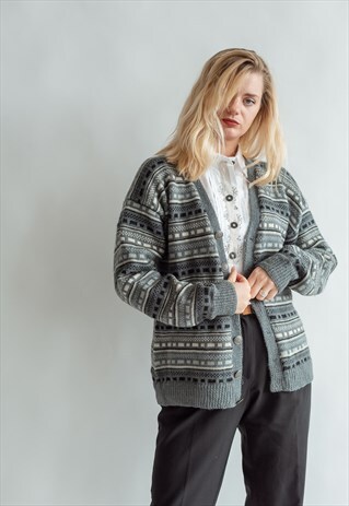 VINTAGE 80S FUNKY GRAMMAS CARDIGAN IN GREY