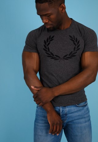 VINTAGE FRED PERRY T-SHIRT IN BLACK NT91