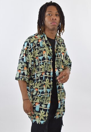 VINTAGE 90S PATTERNED HAWAIIAN SHIRT