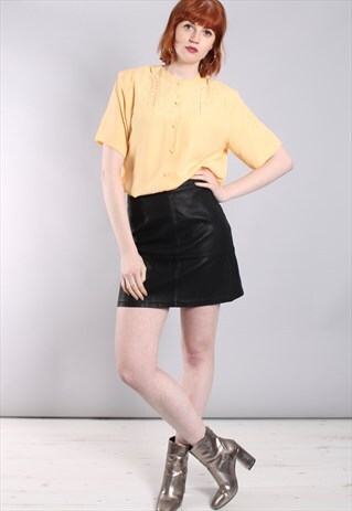 VINTAGE 80S LEMON EMBROIDERED BUTTON BLOUSE