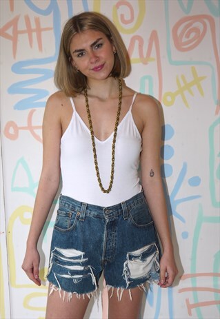 SHORTS LEVI'S 501 DENIM HOT PANTS RIPPED DISTRESSED SIZE 14