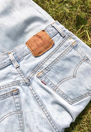VINTAGE 90'S LEVI'S LIGHT BLUE HIGH WAIST 501 JEAN'S