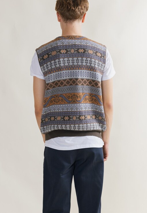 garment image