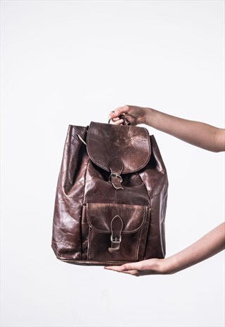 VINTAGE BROWN LEATHER RUCKSACK
