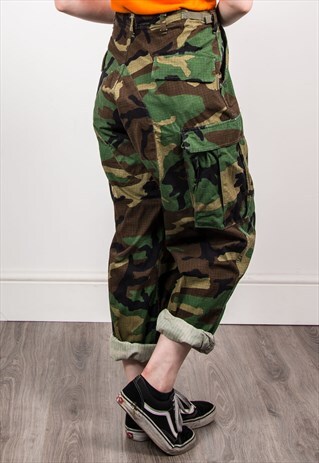 90'S VINTAGE GRUNGE CAMO PRINT ARMY TROUSERS