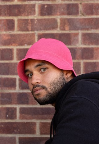 VINTAGE 90S KANGOL LOGO BUCKET HAT IN A WAVEY ALL PINK