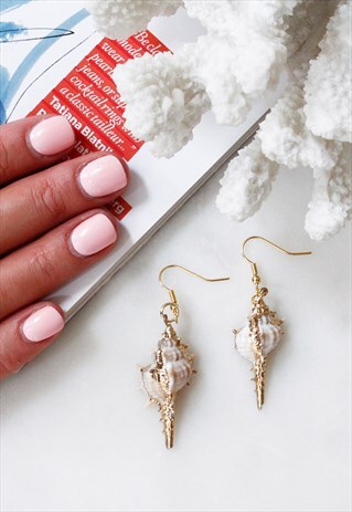 GOLD SEASHELL CONCH DROP DANGLE EARRINGS