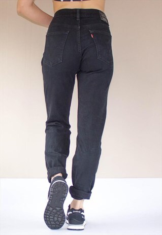 VINTAGE BLACK STRAIGHT FIT STRETCH RIPPED KNEE JEANS