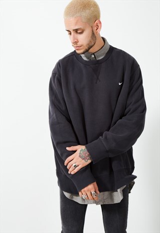 VINTAGE 90S NIKE SWEATSHIRT / S2299