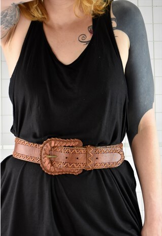 VINTAGE 90S DOES 70S WIDE TOOLED & WOVEN LEATHER BELT