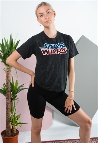 VINTAGE T-SHIRT WITH STAR WARS PRINT IN BLACK.